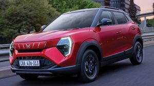 மஹிந்திரா காரை இன்னும் கம்மியான விலையில் வாங்க வாய்ப்பு கிடைச்சு இருக்கு! காரின் விலை ரூ.8.94 லட்சம் தான்...