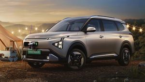 முழுசா சார்ஜ் பண்ணா 400கிமீ போகலாம் என்பதுதான் ஹைலைட்டே... 7-சீட்டர் உடன் புதிய கியா எலக்ட்ரிக் கார்!!