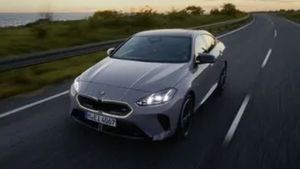 BMW காரை கோடி ரூபாயில் தான் வாங்க முடியும் என்பது எல்லாம் அந்த காலம்! 50 லட்ச ரூபாய்க்குள் வந்துள்ள புதிய கார்