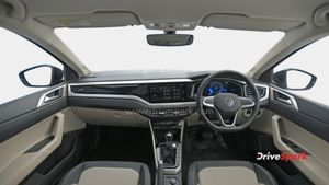 ரூ2.1 லட்சம் கம்மி ரேட்ல இந்த காரை வாங்கலாம்! விநாயகர் சதுர்த்திக்கு செம ஆஃபர் போட்டாங்க!