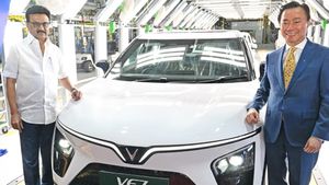 30 வருஷத்துக்கு முன்ன தமிழ்நாடு அரசு கொண்டுவந்த திட்டங்கள் பலன் கொடுக்குது! தூத்துக்குடியில் புதிய கார் ஆலை!