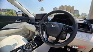 10 லட்ச ரூபாயில் கார் வாங்கும்போது இந்த வசதி இருக்கானு கேட்டு வாங்குங்க! பலருக்கு இது தெரிவதே இல்ல!