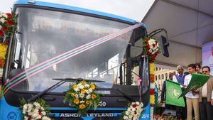 அரசு பஸ் டிரைவர்களுக்கு ஆப்பு! இனி இதை செஞ்சா வீட்டுக்கு நடைய கட்ட வேண்டியதுதான்! சந்தோஷத்தில் பயணிகள்!