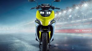 ரேட் இவ்வளவு கம்மியா? வீட்டுக்கு ஒருத்தராவது இந்த வண்டிய வாங்கிடுவாங்க போல!