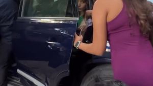 தமன்னாவிற்கு இவ்ளோ பெரிய மனசா! ஒன்னரை கோடி ரூபா கார்ல ஏறி உக்காந்ததும் செஞ்ச காரியத்தை பாருங்க!