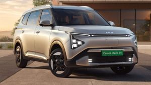 ரேட் இவ்வளவு கம்மியா? கியா வெளியிட்ட இந்த இவி காரை வாங்கி குவிக்க போறாங்க!