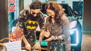 மஹிந்திரா காரை வாங்கிய இந்த கிரிக்கெட்டரை அதிகமா நிறைய பேருக்கு தெரியாது! 999 கார்களில் ஒன்று