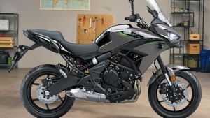 பைக்கின் விலையை கேட்டால் மயக்கமே வருது... ஜப்பான் மெஷின் என சொன்னால் அதில் மிகையில்லை!!