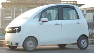 பைக்கை விட குறைவான விலையில் புதிய கார்! உலகையே அண்ணாந்து பார்க்க வைக்க போகும் இந்திய நிறுவனம்!