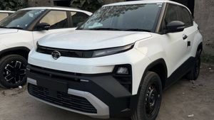 ரூ.6.50 லட்சத்தில் கிடைக்கும் புதிய டாடா கார் பார்க்க இப்படித்தான் இருக்குமா? நெருக்கமா பார்த்தா தான் தெரியுது