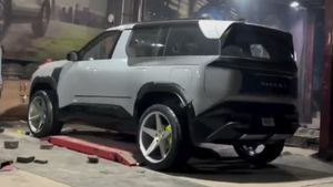 டாடா சியராவை டெலிவிரி எடுத்த உடன் நேரா மெக்கானிக் கடைக்கு தான்... கார் இன்ஸ்சூரன்ஸில் சல்லி பைசா கிடைக்காது!