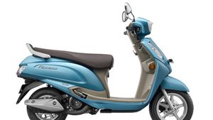 உலகையே திரும்பி பார்க்க வைக்கும் மைலேஜ்! டிவிஎஸ் நிறுவனத்தை கதற விட போகும் ஜப்பான் கம்பெனியின் ஸ்கூட்டர்!