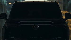 டொயோட்டா ஃபார்ச்சூனர் சகாப்தம் முடிந்தது... இந்தியாவே காத்து கொண்டிருந்த 7 சீட்டர் கார் களத்தில் இறங்கியது...