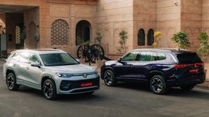 டொயோட்டா கம்பெனிக்கு இப்போவே அல்லு விட்ருக்கும்! இப்போதைக்கு 51 ஆயிரம் ரூபாய் இருந்தால் போதும்!!