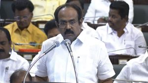 பட்ஜெட்டில் எத்தனை பேர் இந்த திட்டங்களை கவனித்தீர்கள்? 100% சாலை வரி கிடையாதுனு சொல்றதற்கு பெரிய மனசு வேணும்!