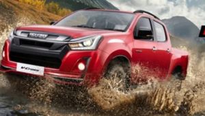 கார் வாங்குவதை விட இந்த மாதிரி பிக்-அப் டிரக் ரொம்ப பெஸ்ட்டு! 5 பேர் வரையில் அமர்ந்து போகலாம்!