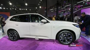 இந்தியாவில் விலை உயர்வை சமாளிக்க முடியாமல் திண்டாட்டம்! ஏப்ரலில் BMW எடுக்க போகும் முக்கிய முடிவு!