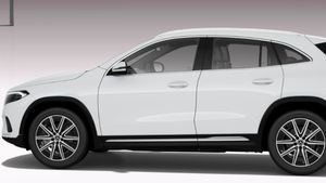 வாடிக்கையாளர்களின் தலையில் இடியை இறக்க போகும் கார் நிறுவனங்கள்... இன்னும் கொஞ்ச நாள்ல எல்லாமே மாற போகுது...