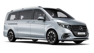 மார்ச் மாதம் வெளியான புதிய கார்கள் இவை தான்.. வாங்குறதுக்கு ஷோரூம்ல கூட்டம் அலைமோதுது