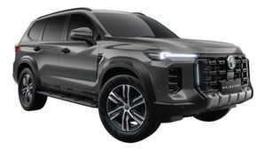 டொயோட்டா ஃபார்ச்சூனரையே கதறவிட புது எஸ்யூவிய களமிறக்குது எம்ஜி.. இனி இதை தான் மக்கள் வாங்கிக் குவிக்க போறாங்க