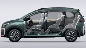 மாருதி வேகன் ஆரை விட குறைவான விலையில் 7 சீட்டர் கார்! இந்திய மார்க்கெட்டை புரட்டி போட்ட ஜப்பான் நிறுவனம்!