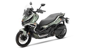 க்ரூஸ் கண்ட்ரோல் வசதியுடன் ஸ்கூட்டரை அப்டேட் செய்த நிறுவனம்.. பார்க்கவே பயங்கரமா இருக்கே!