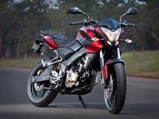 పల్సర్ 135+యమహా ఆర్15+డ్యూక్ 200 = పల్సర్‌ 200ఎన్ఎస్