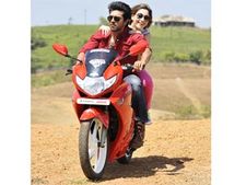 అగ్రస్థానంపై కన్నేసిన హోండా; ససేమిరా అంటోన్న హీరో