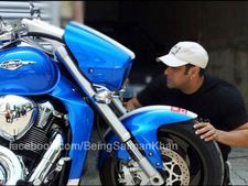 సల్మాన్ ఖాన్ లేటెస్ట్ బైక్ - సుజుకి ఇంట్రుడర్ ఎమ్1800ఆర్‌జెడ్