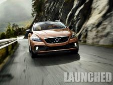 వోల్వో వి40 క్రాస్ కంట్రీ విడుదల; ధర రూ.25.5 లక్షలు