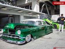 2013 సెమా షో హైలైట్స్; హాట్ కార్స్ అండ్ బూత్ గర్ల్స్