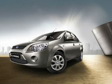 ఫోర్డ్ క్లాసిక్ సెడాన్ ధరలో లక్ష రూపాయల కోత