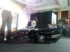 రేస్ గేమ్ ప్రియులకు లక్కీ ఛాన్స్.. 'నిస్సాన్ జిటి అకాడమీ'