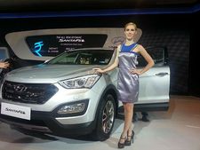 ఆటో ఎక్స్‌పో 2014: అప్‌గ్రేడెడ్ హ్యుందాయ్ శాంటాఫే విడుదల