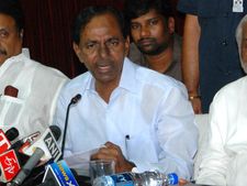 టీఎస్‌ రిజిస్ట్రేషన్ ఇష్యూ: కేవలం స్టేట్, జిల్లా కోడ్స్ మాత్రమే మారుతాయ్!