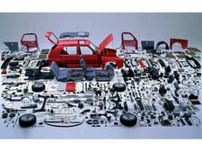 భారత్‌లో 14 కార్ కంపెనీలపై జరిమానా విధించిన సీసీఐ