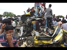 కొత్త మోటార్ బిల్: భారీ జరిమానాలు, కఠిన జైలు శిక్షలు