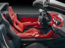 ఫెరారీ ఎఫ్60అమెరికా స్పోర్ట్స్ కార్ ఆవిష్కరణ