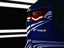 జాగ్వార్ నుంచి రానున్న సరికొత్త క్రాసోవర్; పేరు 'ఎఫ్-పేస్'