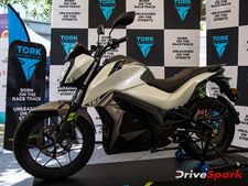 అద్భుతమైన ధరతో విడుదలైన భారత దేశపు మొట్టమొదటి ఎలక్ట్రిక్ బైక్ 