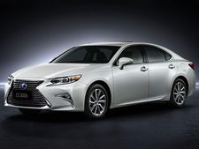 మూడు ఉత్పత్తులపై బుకింగ్ ప్రారంభించిన లెక్సస్