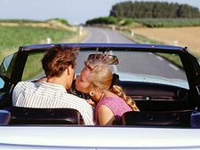 లాంగ్ డ్రైవ్ ప్లాన్ చేస్తున్నారా..? అయితే ఖచ్చితంగా వీటిని పాటించాల్సిందే !!