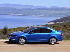 2017 ఫేస్‌లిఫ్టెడ్ స్కోడా ఆక్టావియా విఆర్ఎస్ ఆవిష్కరణ