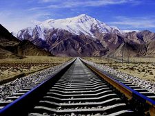 ప్రపంచపు అత్యంత ఎత్తైన రైల్వే లైన్ నిర్మిస్తున్న ఇండియన్ రైల్వే
