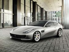 విపణిలోకి విడుదలైన ఫెరారి జిటిసి4 లుస్సో: ధర రూ. 5.2 కోట్లు