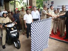 తెలంగాణ మహిళా పోలీసులకు స్కూటర్లను బహుకరించిన హీరో మోటోకార్ప్