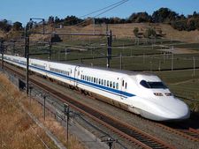 భారత్ బుల్లెట్ రైలు ప్రాజెక్ట్ వెనకున్న సవాళ్లు మరియు ప్రభుత్వ కార్యచరణ