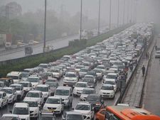 నో పొల్యూషన్ సర్టిఫికేట్ ఉంటేనే వెహికల్ ఇన్సూరెన్స్ రెన్యువల్: సుప్రీం కోర్టు