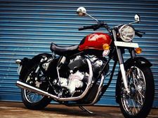 కార్‌బెర్రీ డబుల్ బ్యారెల్ 1000 బైకు విడుదల: ధర రూ. 7.35 లక్షలు