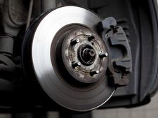 అలర్ట్: బ్రేక్ ప్యాడ్స్ ఖచ్చితంగా మార్చాలని తెలిపే రీజన్స్